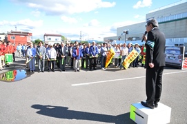 砂川市民を交通事故から守る一斉旗の波運動