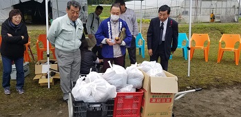 希望学院からのお礼の野菜